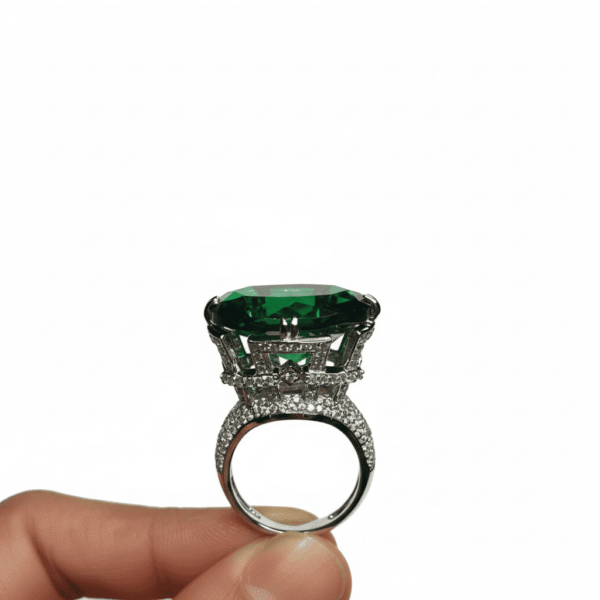 925 SILVER EMERALD QUEEN RING